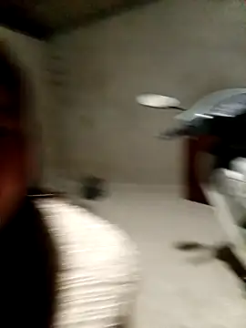 quynhkoolbae online show from November 29, 2025, 12:49 pm