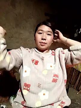 quynhkoolbae online show from January 14, 2026, 12:31 pm