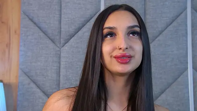 Snapshot of Kimberlymav chatting on March 13, 2026, 5:12 am Kimberlymav online show from March 13, 2026, 5:12 am