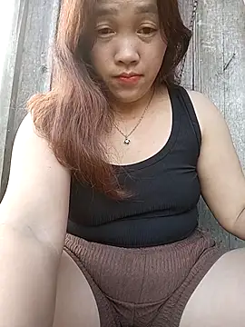 miumiu 00 online show from October 15, 2025, 12:42 am