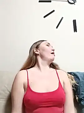 KisaVixen online show from February 18, 2026, 8:49 pm