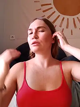 KisaVixen online show from October 5, 2025, 7:10 am