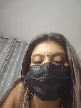 Indian GlowingMiax online show from June 26, 2026, 10:37 pm