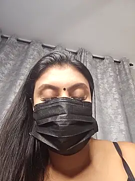 Indian GlowingMiax online show from March 30, 2026, 7:04 pm