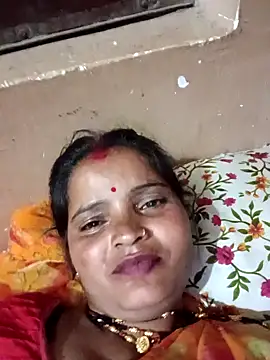 Rubi12A online show from April 15, 2026, 3:27 pm