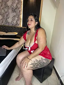 Snapshot of Lolagolden1 chatting on February 24, 2026, 11:22 am Lolagolden1 online show from February 24, 2026, 11:22 am