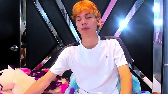 park jimin1 online show from October 16, 2025, 12:46 pm