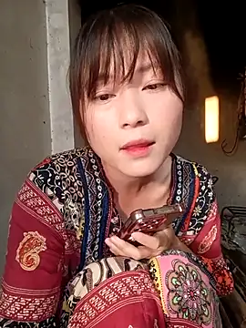 Snapshot of linda_bae00 chatting on May 4, 2026, 11:07 pm linda bae00 online show from May 4, 2026, 11:07 pm