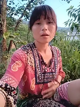 Snapshot of linda_bae00 chatting on May 22, 2026, 11:52 am linda bae00 online show from May 22, 2026, 11:52 am