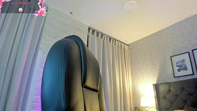 Snapshot of celeste__clark chatting on September 18, 2025, 12:19 pm celeste clark online show from September 18, 2025, 12:19 pm