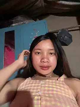 Snapshot of beobeo_2xx chatting on March 24, 2026, 1:00 pm beobeo 2xx online show from March 24, 2026, 1:00 pm