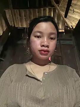 Snapshot of beobeo_2xx chatting on March 21, 2026, 9:25 am beobeo 2xx online show from March 21, 2026, 9:25 am