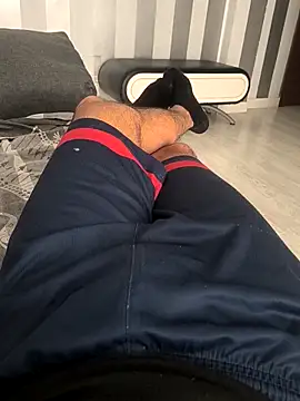 xxxfeo online show from April 13, 2026, 5:28 pm