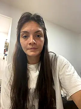 Snapshot of Danielaeliana chatting on November 23, 2025, 3:27 am Danielaeliana online show from November 23, 2025, 3:27 am