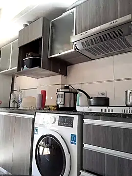 Snapshot of Danielaeliana chatting on November 26, 2025, 7:03 pm Danielaeliana online show from November 26, 2025, 7:03 pm