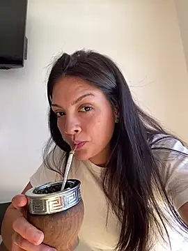 Danielaeliana online show from February 20, 2026, 6:21 pm