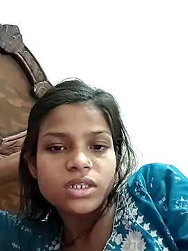 Komal0099 online show from December 18, 2025, 3:22 am