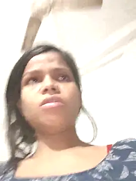 Komal0099 online show from November 17, 2025, 2:54 pm