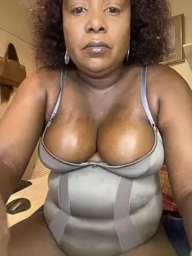 Missparis online show from July 18, 2026, 9:34 pm