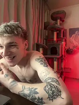 Snapshot of davesinner chatting on February 24, 2026, 9:15 pm davesinner online show from February 24, 2026, 9:15 pm