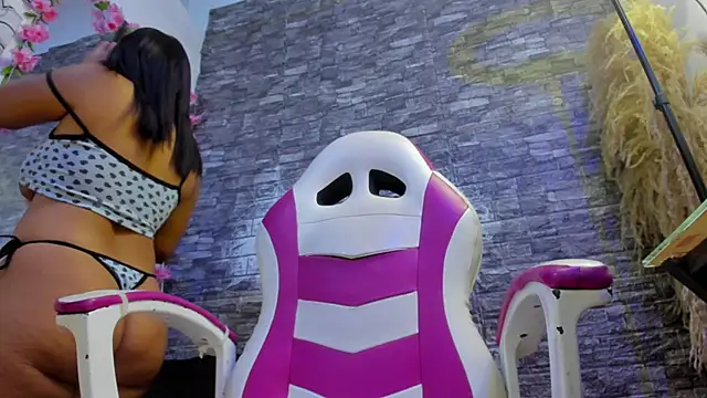 karoll  sex online show from April 22, 2026, 12:56 pm