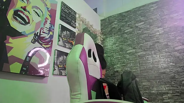 karoll  sex online show from June 11, 2026, 12:57 pm