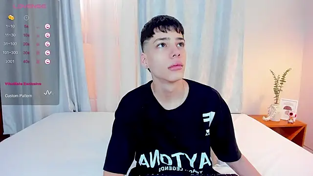 Snapshot of oblivion_deku chatting on February 27, 2026, 1:44 pm oblivion deku online show from February 27, 2026, 1:44 pm