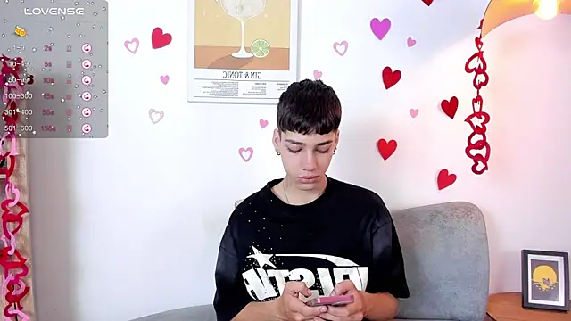 Snapshot of oblivion_deku chatting on February 16, 2026, 2:16 pm oblivion deku online show from February 16, 2026, 2:16 pm