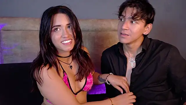 Daiisy kiss online show from April 14, 2026, 1:43 am