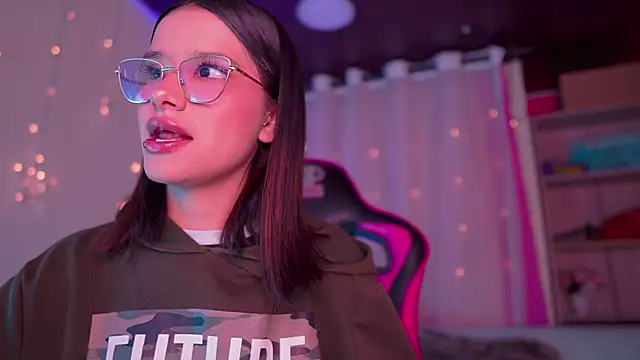 Lana Dreams  online show from January 9, 2026, 2:51 am