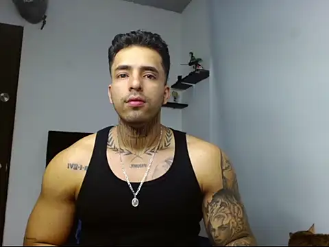 ragnar phoenix online show from February 3, 2026, 9:42 pm