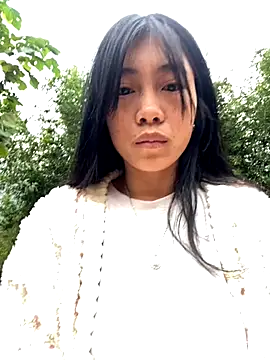 EmLy02 online show from October 30, 2025, 11:34 pm