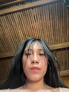 Snapshot of EmLy02 chatting on April 9, 2026, 2:57 am EmLy02 online show from April 9, 2026, 2:57 am