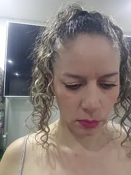 Nina vallon online show from June 6, 2026, 10:31 am