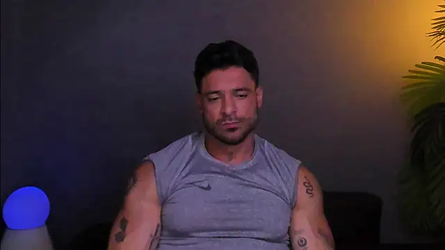 dennis cox1 online show from November 27, 2025, 3:29 am