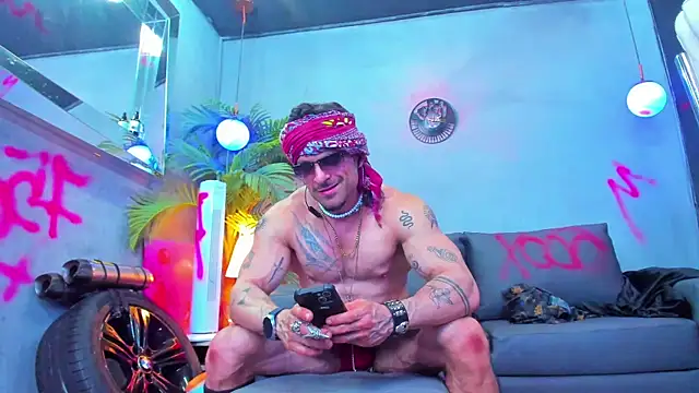 dennis cox1 online show from September 16, 2025, 10:49 am