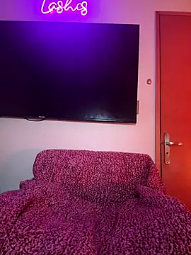 smokemilv online show from November 15, 2025, 4:38 am