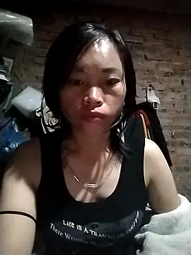   Ngoc20   online show from December 14, 2025, 6:57 pm