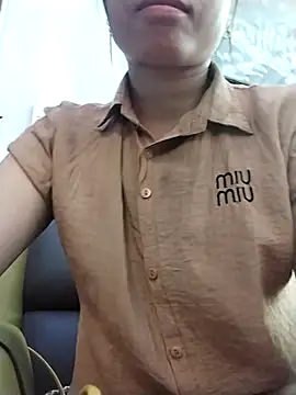   Ngoc20   online show from April 11, 2026, 12:31 pm