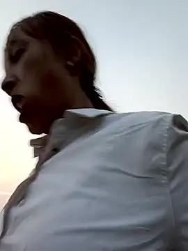 Snapshot of Mini3333 chatting on April 5, 2026, 11:06 am Mini3333 online show from April 5, 2026, 11:06 am