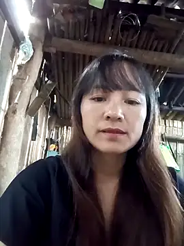 Mini3333 online show from December 4, 2025, 1:15 am