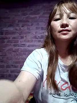 Snapshot of Mini3333 chatting on April 15, 2026, 9:48 pm Mini3333 online show from April 15, 2026, 9:48 pm