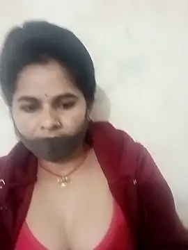 JULEE-740 online show from December 15, 2025, 10:10 am