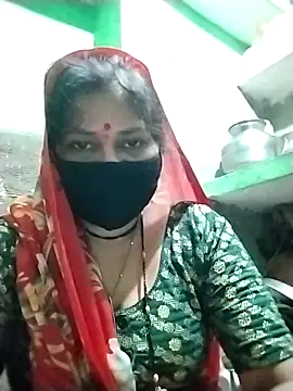 Rajnee33A online show from April 14, 2026, 12:26 am