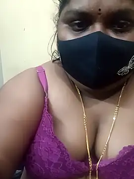 Snapshot of chandana_telugu chatting on October 14, 2025, 4:07 pm chandana telugu online show from October 14, 2025, 4:07 pm