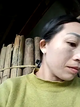 lucybaby00 online show from February 6, 2026, 10:44 am