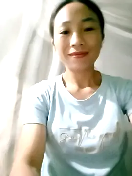 Snapshot of lucybaby00 chatting on October 5, 2025, 8:32 pm lucybaby00 online show from October 5, 2025, 8:32 pm
