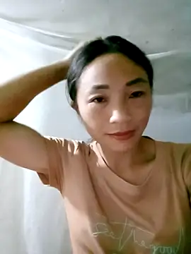 Snapshot of lucybaby00 chatting on October 8, 2025, 9:15 pm lucybaby00 online show from October 8, 2025, 9:15 pm