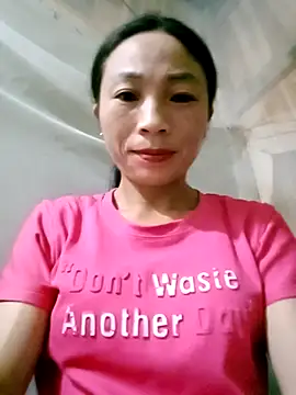 Snapshot of lucybaby00 chatting on September 28, 2025, 7:10 pm lucybaby00 online show from September 28, 2025, 7:10 pm