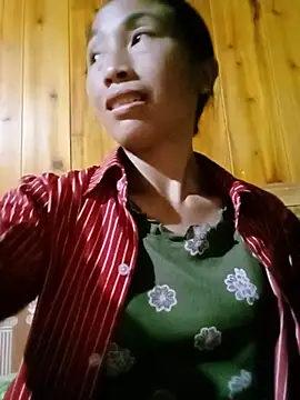 lucybaby00 online show from July 19, 2026, 11:18 am